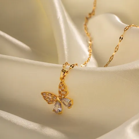 Stainless Steel Gold Plated Butterfly Pendant Necklace For Women Elegant Rhinestone Inlaid Butterfly Jewelry Gift Minimalist Dainty Chain Necklace