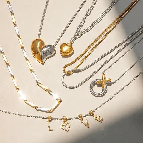 Collana Con Pendente A Cuore In Acciaio Inossidabile Bicolore Oro Argento Impermeabile Ipoallergenico Gioielli Minimalisti