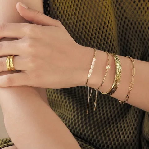 Brazalete Abierto De Acero Inoxidable Martillado Para Mujer Chapado En Oro Impermeable Ajustable Minimalista Simple