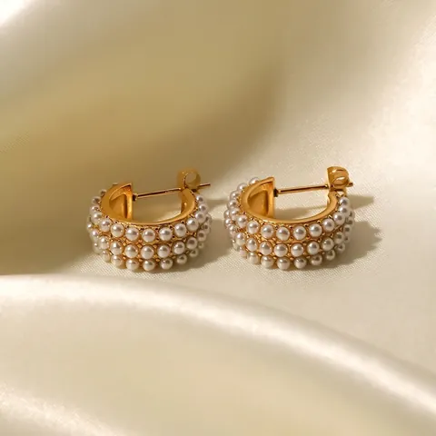 Orecchini a C in Acciaio Inossidabile Placcato Oro 18K Retrò Francese Con Tripla Fila di Perle Artificiali Gioielli Donna