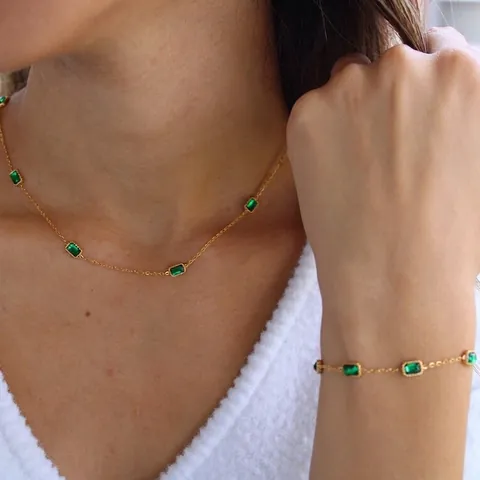 Set Collana e Bracciale in Acciaio Inossidabile con Strass Verde Smeraldo Vintage per Donna Gioielli con Ciondolo Quadrato Geometrico