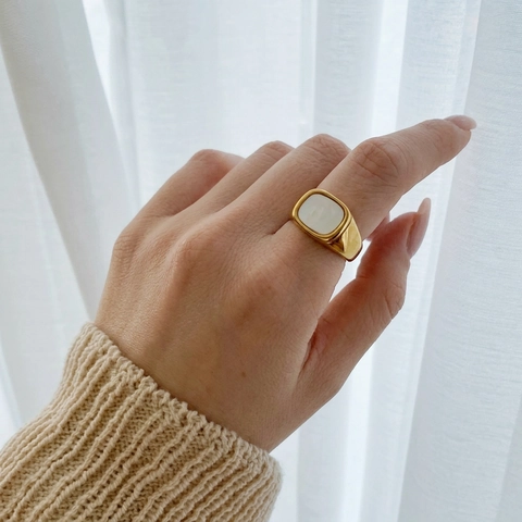 Retro Stainless Steel Rectangular Shell Inlay Open Ring For Women 18K Gold Plated Geometric Signet Finger Ring Jewelry