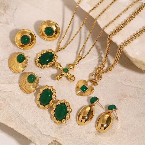 Collana Con Ciondolo E Orecchini Vintage In Acciaio Inossidabile Placcato Oro 18K Con Pietra Preziosa Verde