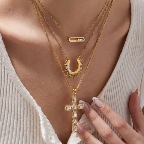 Collana In Acciaio Inossidabile Placcato Oro Strass Zircone Geometrico Croce Sole Pendente Maglia Serpente Donne