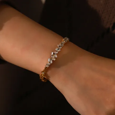 Bracciale Rigido Elegante In Acciaio Inossidabile Dorato Con Strass Rettangolari Gioiello Di Moda Geometrico Minimalista Per Donna