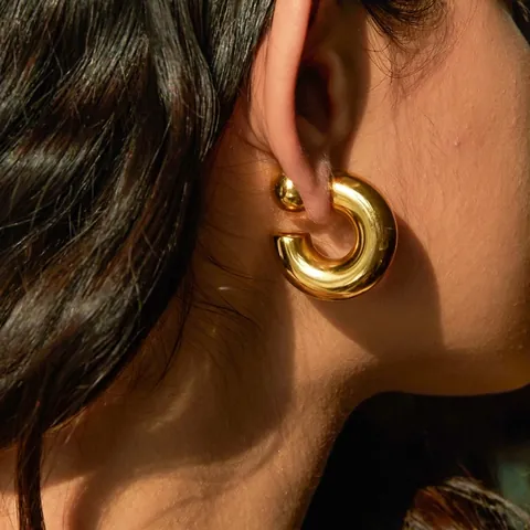 Chunky C-Shaped Hoop Earrings Stainless Steel 16K Gold Plated Front Back Design Modern Minimalist Jewelry For Women