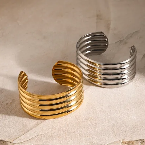 Hochwertiger Edelstahl Mehrlagig Wellenstreifen Offener Armreif Für Damen Gold Silber Galvanisiert Minimalistischer Schmuck