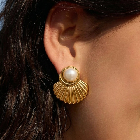Pendientes De Botón De Perla Artificial De Concha Acero Inoxidable Chapado En Oro De 18K Impermeable Hipoalergénico Estilo Vintage Francés Joyas Para Mujer