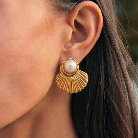 Pendientes De Botón De Perla Artificial De Concha Acero Inoxidable Chapado En Oro De 18K Impermeable Hipoalergénico Estilo Vintage Francés Joyas Para Mujer