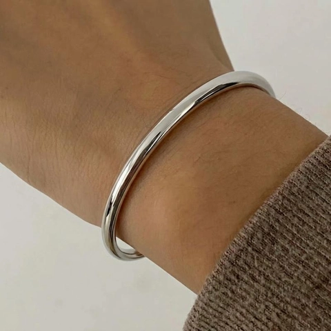 Minimalist Bangle Bracelet 304 Stainless Steel High Polished Hypoallergenic Waterproof Smooth Plain Jewelry For Women