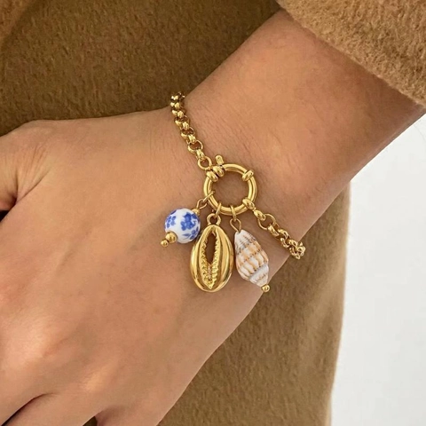 Goldfarbenes Edelstahlarmband Mit Naturmuschel Und Floraler Keramikperle Ozean Stil Wasserdicht Schmuck Für Damen