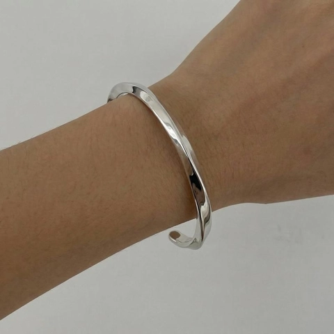 Twisted Open Cuff Bangle Bracelet Stainless Steel Gold Plated Waterproof Hypoallergenic Minimalist Retro Jewelry For Women