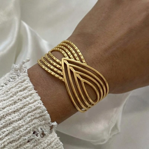 Vintage Open Cuff Bracelet 18K Gold Plated Stainless Steel Hollow Geometric V-Shape Bead Retro Bohemian Jewelry Women