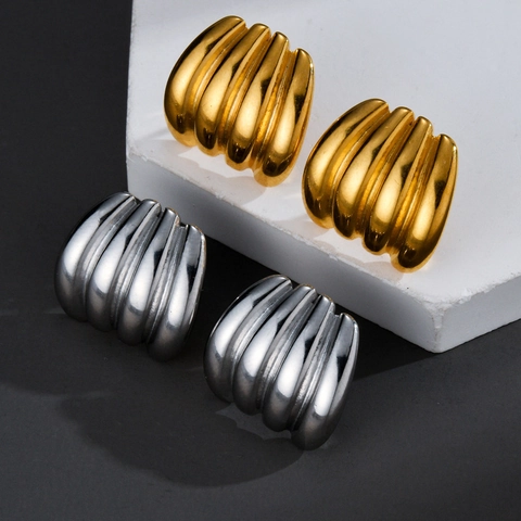 Pendientes De Botón De Aro Geométricos Con Pliegues Acero Inoxidable Chapado En Oro De 18K Diseño De Concha Retro Mujeres