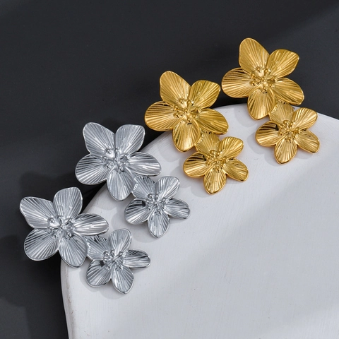 Pendientes De Botón Con Doble Flor Vintage Con Poste De Oro De 18K Acero Inoxidable Floral Grande Estilo Hepburn Para Mujer
