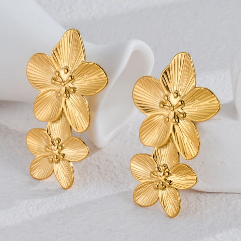 Pendientes De Botón Con Doble Flor Vintage Con Poste De Oro De 18K Acero Inoxidable Floral Grande Estilo Hepburn Para Mujer