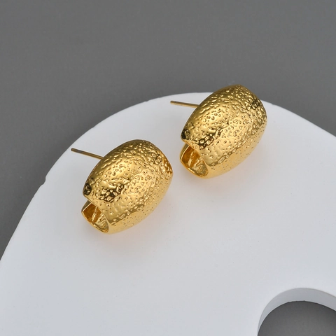Chunky C-Shape Earrings Stainless Steel Gold Plated Hammered Texture Geometric Studs Vintage Minimalist For Women