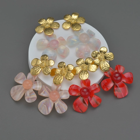 Double Layer Flower Dangle Earrings With Stainless Steel Earring Post Gold Hammered Metal Translucent Resin Chic Jewelry