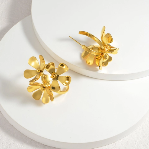 Pendientes De Botón De Flor Vintage Acero Inoxidable Chapado En Oro 18K Pétalos De Corazón Joyería Para Mujer