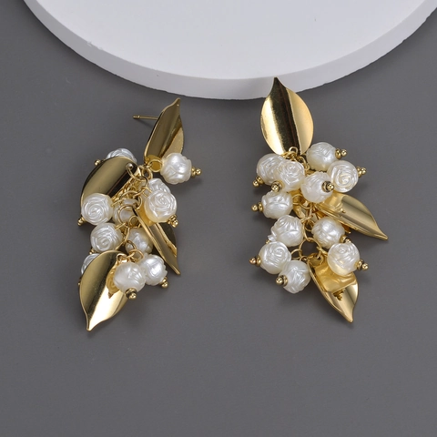 Franse Retro Roestvrijstalen Hangende Oorbellen Gouden Blad Cluster Witte Hars Roos Kwastje Sieraden Voor Dames