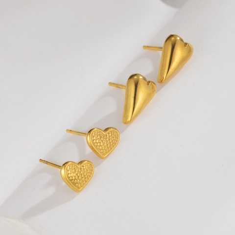 Vergoldete Herzohrstecker Aus Edelstahl Süßer Feenstil Minimalistischer Modeschmuck Für Frauen