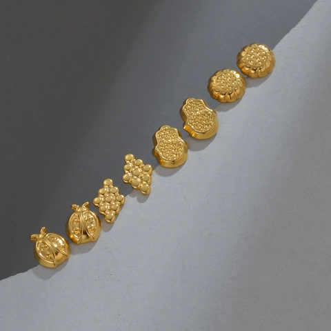 18K Gold Plated Stainless Steel Stud Earrings Cute Ladybug Flower Hamsa Hand Shape Ear Jewelry For Women