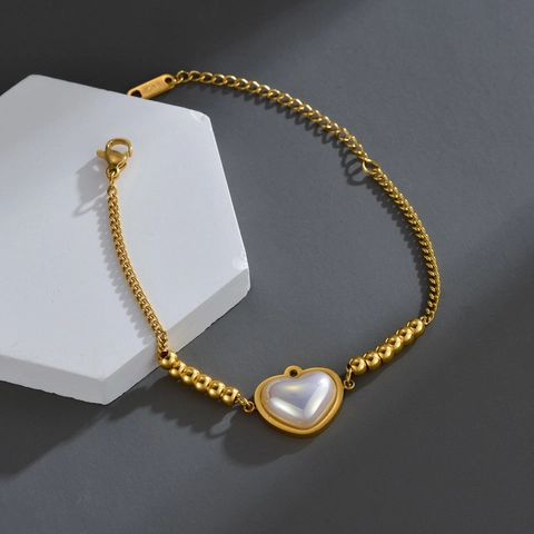 French Vintage Heart Pendant Bracelet Stainless Steel 18K Gold Plated Mother Of Artificial Pearl Beads Adjustable For Women