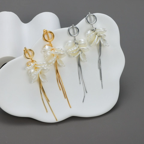 Eleganti Orecchini A Goccia Con Petali Di Fiori Acciaio Inossidabile Nappa Lunga Catena Di Serpente Stile Fata Donne
