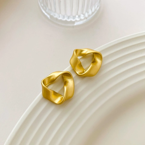 Boucles D Oreilles Clous Géométriques Torsadées Avec Cuivre Et Tige En Argent Sterling 925 Or Mat Style Minimaliste Femme