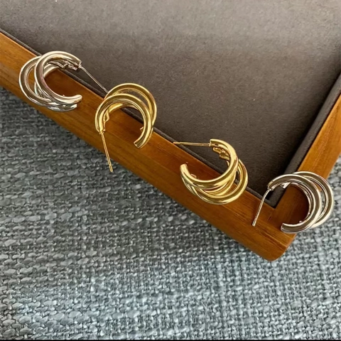 Orecchini A Cerchio Di Lusso Francese Geometrici A Forma Di C A Tre Strati Per Donna In Rame Con Perno In Argento Sterling 925