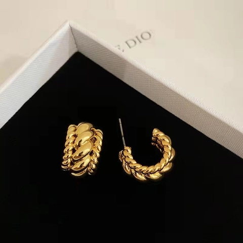 Gedrehte Gewebte C-Förmige Creolen Für Damen Französischer Retro Stil Kupfer Material Mit 925er Sterlingsilber Ohrstecker