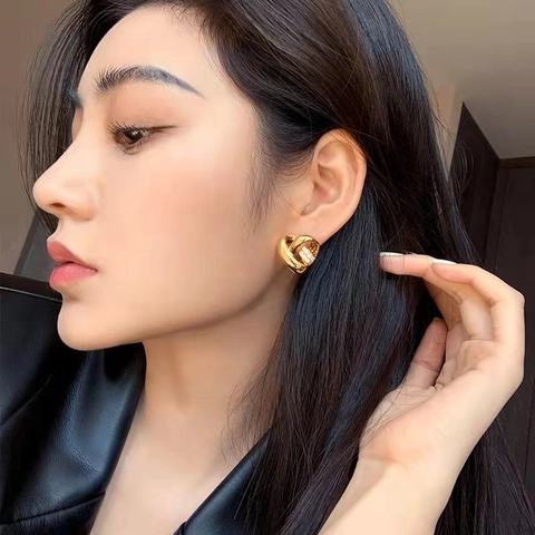 Brass Heart Stud Earrings With 925 Sterling Silver Earring Post Hollow Knot Design Inlaid Zircon Chic Jewelry For Women