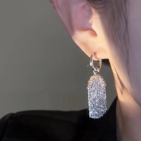 Lange Quasten Creolen Messing 18K Vergoldet Strass Funkelnd Geometrische U-Form Elegant Für Damen