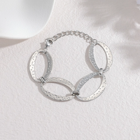 Stainless Steel Geometric Oval Link Bracelet For Women Hammered Texture Adjustable Chic Commute Fashion Jewelry Hand Accessory