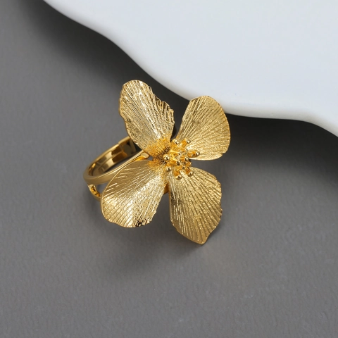Bloemvormige Ring Roestvrij Staal 18K Verguld Vintage Ins Stijl Getextureerd Geborsteld Metaal Open Verstelbaar Vrouwen