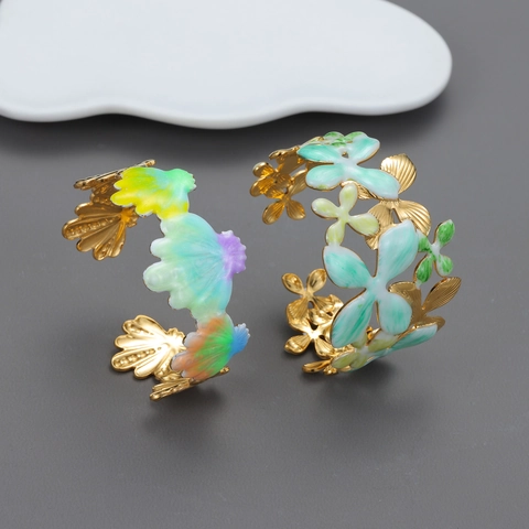 Elegante Bloemen Schelp Roestvrijstalen Bangle Kleurrijke Emaille Breed Open Verstelbaar Sieraden Dames Chique Zomerstijl