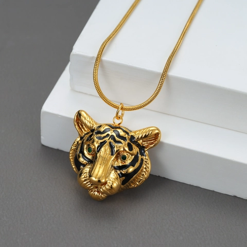 Collana Con Pendente Testa Di Tigre In Acciaio Inossidabile Con Smalto Nero Occhi In Pietra Sintetica Verde Catena Serpente