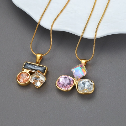 Collier Pendentif Cristal Géométrique Plaqué Or 18K Acier Inoxydable Bijoux Élégants Anti Ternissement Femmes