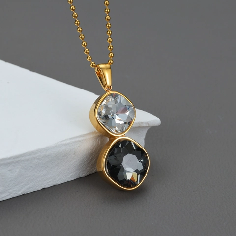 Collana In Acciaio Inossidabile Placcato Oro Con Pendenti Quadrati In Zircone Bianco E Grigio Fumo Gioielli Geometrici Da Donna