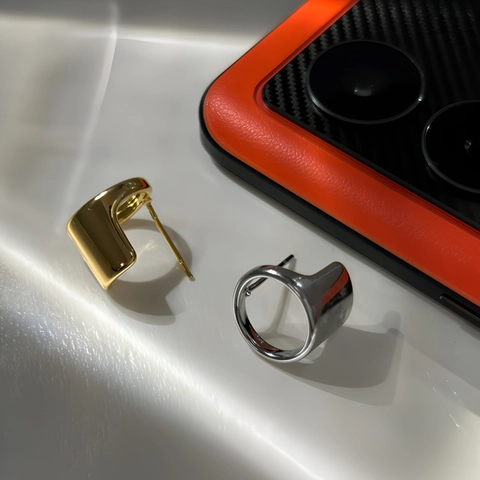 Minimalistische Glänzende C-Form Creolen Messing 24K Vergoldet Mit 925 Sterling Silber Ohrstecker Retro Elegant Damen
