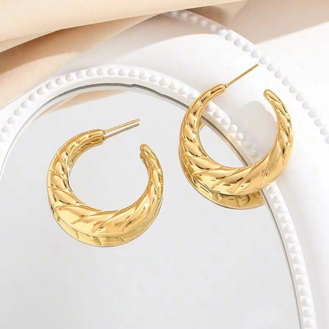 Stainless Steel Croissant Hoop Earrings Twisted Spiral Chunky C Shaped Gold Plated Geometric Fashion Jewelry For Women