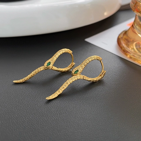 Unique Snake Hoop Earrings Copper Animal Shape Green Gemstone Eyes Scale Texture Personalized Punk Jewelry