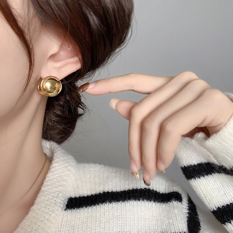 Geometrische Kupfer Gold Silber Plattierte Ohrstecker Hochglanzpolierte Glatte Oberfläche Dicke Kuppel C-Form Damen Schmuck