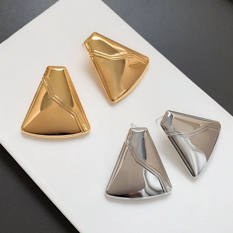Orecchini A Lobo Triangolari Geometrici Rame Placcato Oro Lucido Specchio Accessorio Di Moda Per Donne