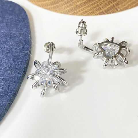Zircon Stud Earrings Copper 18K Gold Plated Heart Starburst With 925 Sterling Silver Earring Post Luxury Niche Design Women