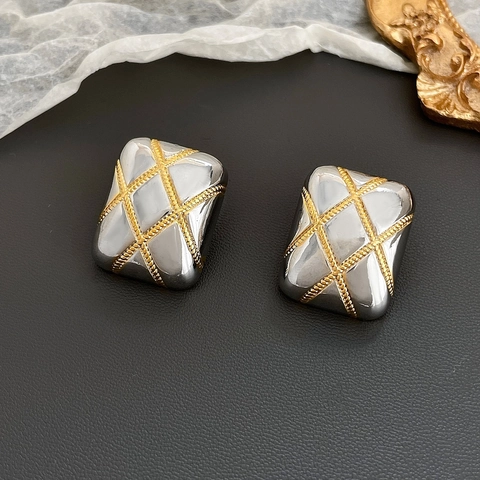 Two-Tone Quilted Square Stud Earrings For Women Copper Plated 18K Gold With 925 Sterling Silver Earring Post Retro