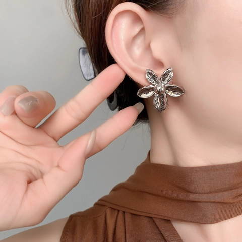 Florale Oorknopjes Getextureerd Koper Verguld Met 925 Sterling Zilveren Oorknopje Elegante Sieraden Dames