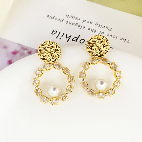 Pendientes Colgantes Retro Franceses Cobre Martillado Chapado En Oro Circón Perla Artificial Con Poste De Pendiente De Plata De 925
