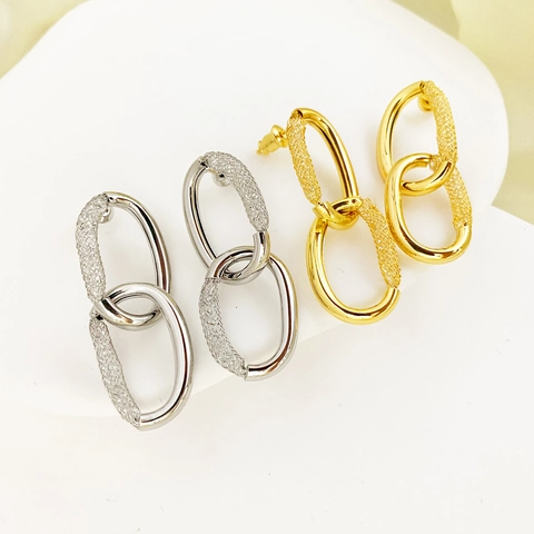 Geometric Interlocking Oval Stud Earrings With Zircon 18K Gold Plated Copper And 925 Sterling Silver Earring Post