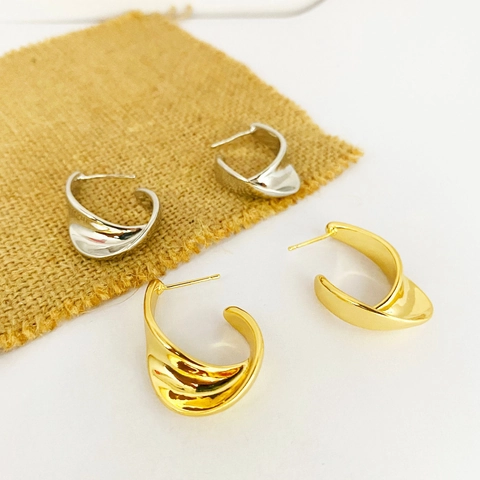 C-Vorm Oorknopjes Koper Verguld Gedraaid Geometrisch Minimalistisch Hoogglans Sieraden Voor Dames Accessoires